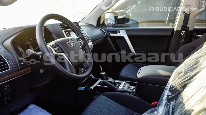 Big with watermark toyota prado baa import dubai 1484