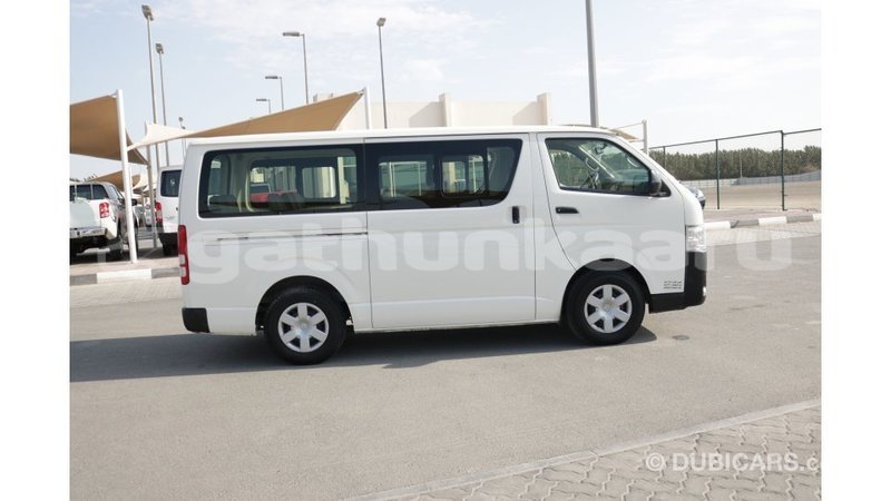 Big with watermark toyota hiace baa import dubai 1493