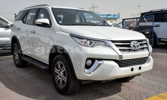 Buy Import Toyota Fortuner White Car in Import - Dubai in Baa Buy Import Toyota Fortuner White Car in Import - Dubai in Baa