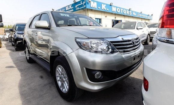 Buy Import Toyota Fortuner Other Car in Import - Dubai in Baa Buy Import Toyota Fortuner Other Car in Import - Dubai in Baa