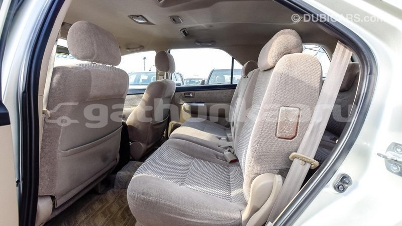 Big with watermark toyota fortuner baa import dubai 1504