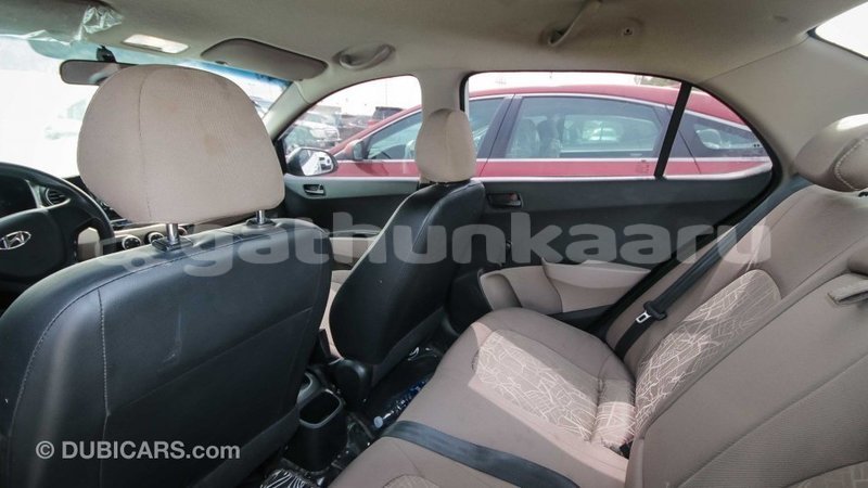 Big with watermark hyundai i10 baa import dubai 1510