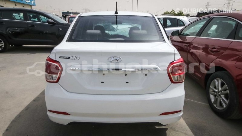 Big with watermark hyundai i10 baa import dubai 1510