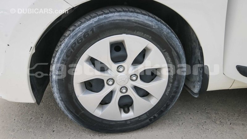 Big with watermark hyundai i10 baa import dubai 1510