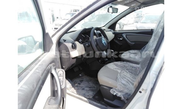 Buy Import Renault Duster White Car in Import - Dubai in Baa Buy Import Renault Duster White Car in Import - Dubai in Baa