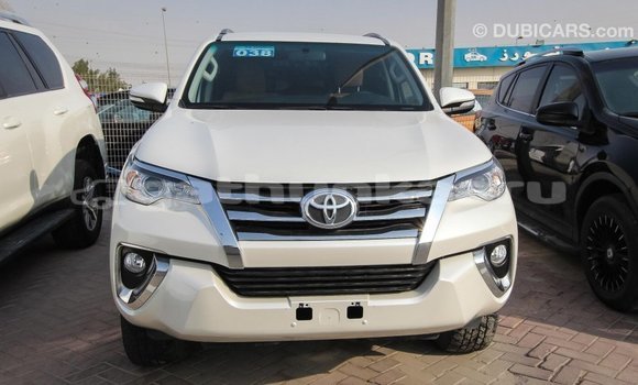 Buy Import Toyota Fortuner White Car in Import - Dubai in Baa Buy Import Toyota Fortuner White Car in Import - Dubai in Baa