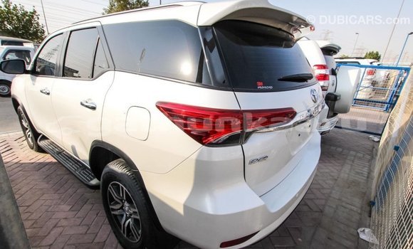 Buy Import Toyota Fortuner White Car in Import - Dubai in Baa Buy Import Toyota Fortuner White Car in Import - Dubai in Baa