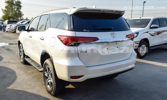 Buy Import Toyota Fortuner White Car in Import - Dubai in Baa Buy Import Toyota Fortuner White Car in Import - Dubai in Baa