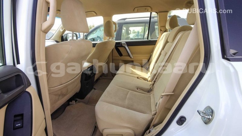 Big with watermark toyota prado baa import dubai 1524
