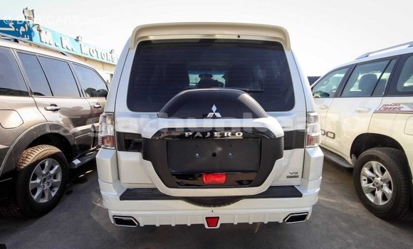 Buy Import Mitsubishi Pajero White Car in Import - Dubai in Baa Buy Import Mitsubishi Pajero White Car in Import - Dubai in Baa