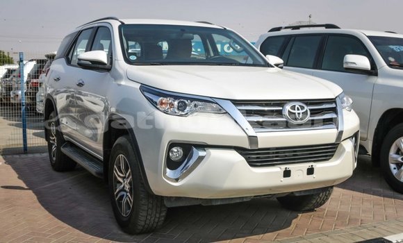 Buy Import Toyota Fortuner White Car in Import - Dubai in Baa Buy Import Toyota Fortuner White Car in Import - Dubai in Baa