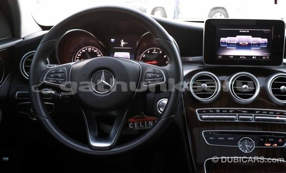 Buy Import Mercedes-Benz 190 Black Car in Import - Dubai in Baa Buy Import Mercedes-Benz 190 Black Car in Import - Dubai in Baa