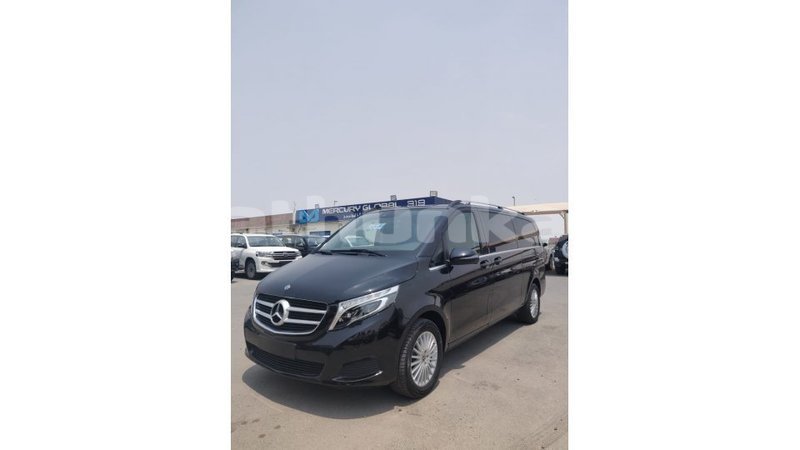 Big with watermark mercedes benz 250 baa import dubai 1549