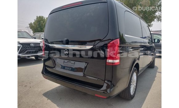 Buy Import Mercedes-Benz 250 Black Car in Import - Dubai in Baa Buy Import Mercedes-Benz 250 Black Car in Import - Dubai in Baa