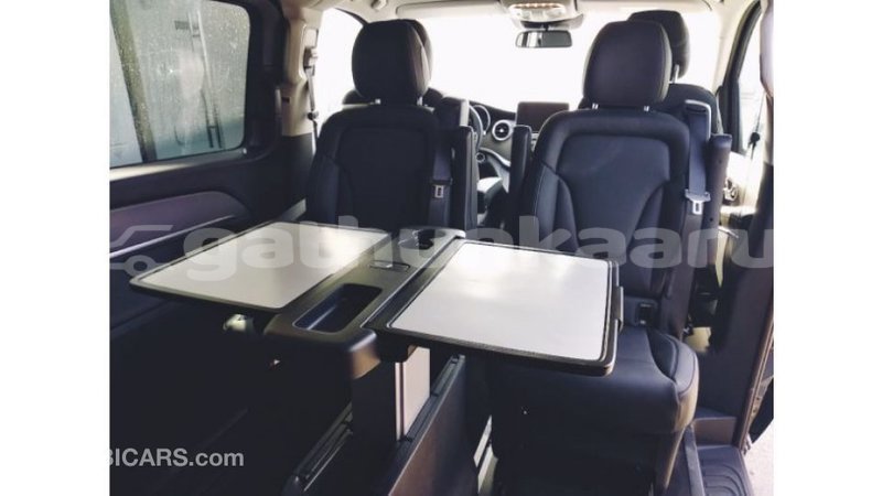 Big with watermark mercedes benz 250 baa import dubai 1549