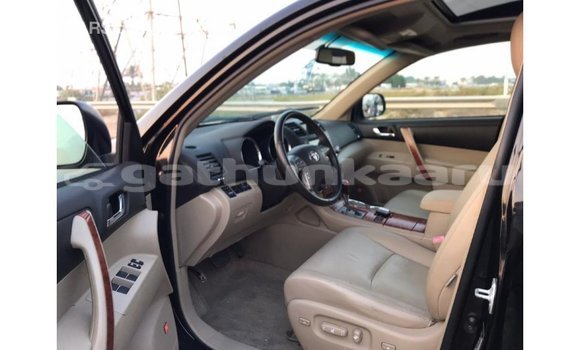 Buy Import Toyota Highlander Black Car in Import - Dubai in Baa Buy Import Toyota Highlander Black Car in Import - Dubai in Baa
