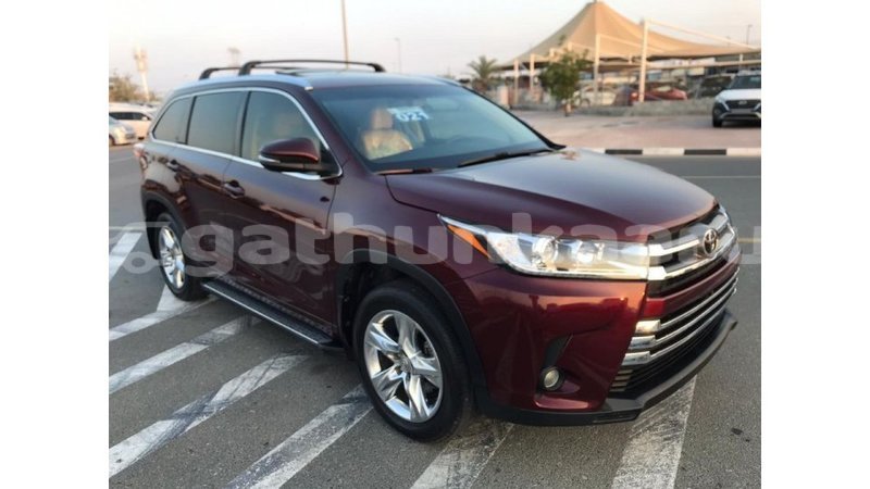 Big with watermark toyota highlander baa import dubai 1557