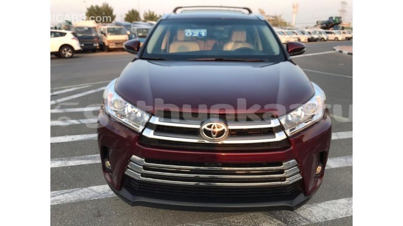 Big with watermark toyota highlander baa import dubai 1557