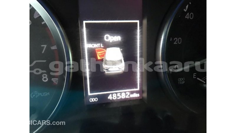 Big with watermark toyota highlander baa import dubai 1557