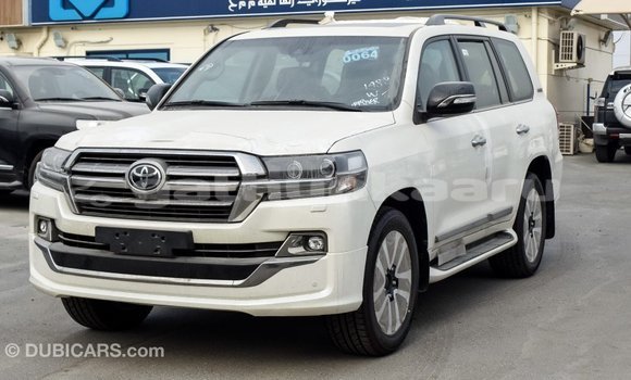 Buy Import Toyota Land Cruiser White Car in Import - Dubai in Baa Buy Import Toyota Land Cruiser White Car in Import - Dubai in Baa