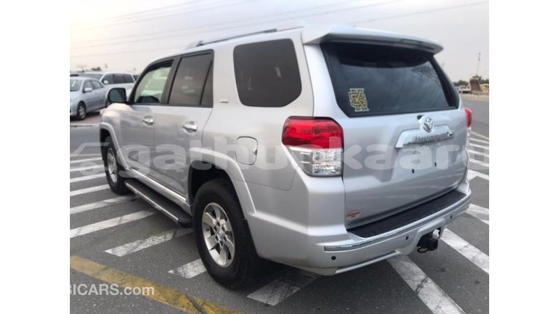 Big with watermark toyota 4runner baa import dubai 1560