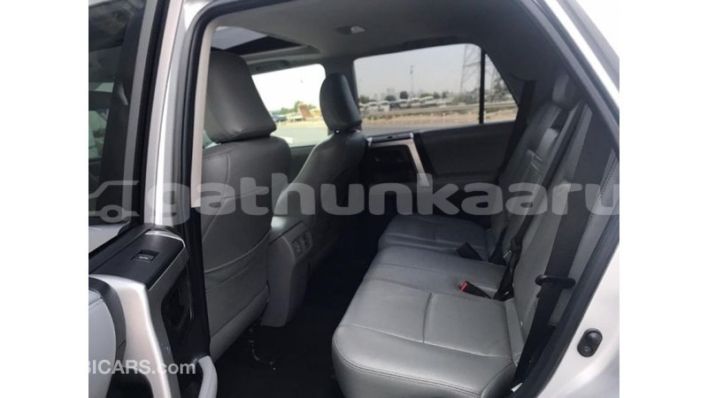 Big with watermark toyota 4runner baa import dubai 1560