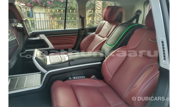 Buy Import Toyota Land Cruiser Black Car in Import - Dubai in Baa Buy Import Toyota Land Cruiser Black Car in Import - Dubai in Baa