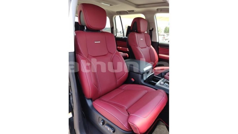 Big with watermark toyota land cruiser baa import dubai 1565
