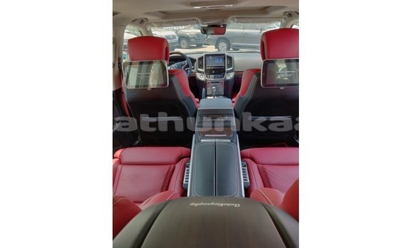 Buy Import Toyota Land Cruiser Black Car in Import - Dubai in Baa Buy Import Toyota Land Cruiser Black Car in Import - Dubai in Baa