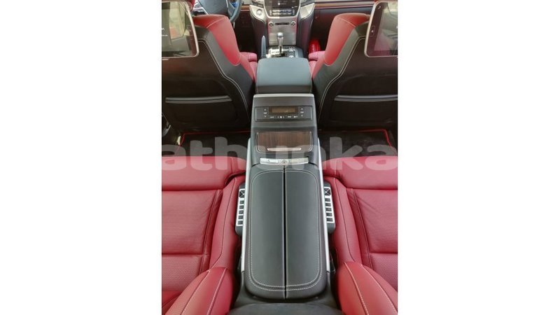 Big with watermark toyota land cruiser baa import dubai 1565