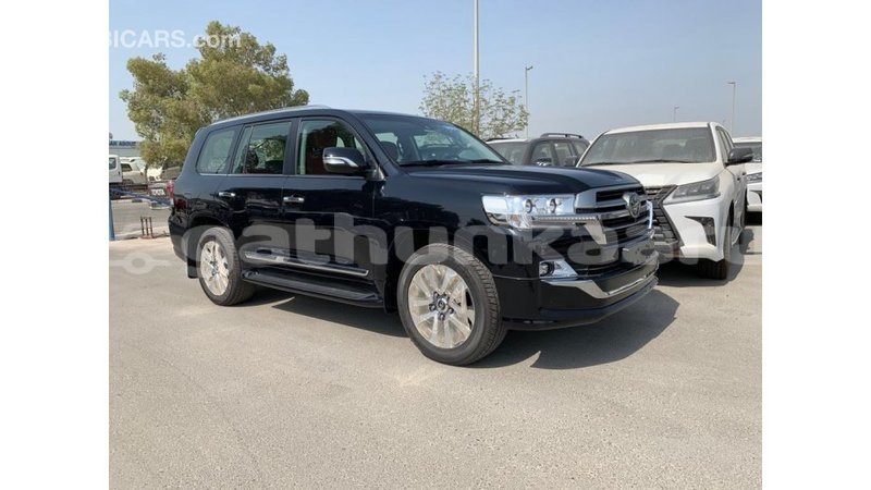 Big with watermark toyota land cruiser baa import dubai 1565
