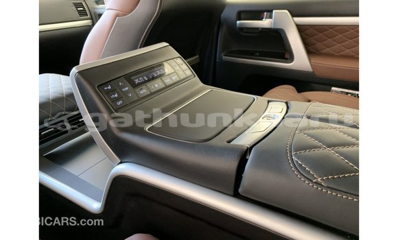 Buy Import Toyota Land Cruiser Black Car in Import - Dubai in Baa Buy Import Toyota Land Cruiser Black Car in Import - Dubai in Baa