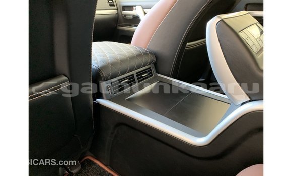 Buy Import Toyota Land Cruiser Black Car in Import - Dubai in Baa Buy Import Toyota Land Cruiser Black Car in Import - Dubai in Baa