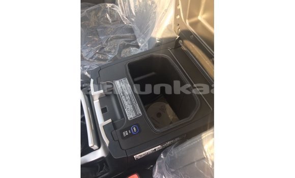 Buy Import Toyota Land Cruiser Black Car in Import - Dubai in Baa Buy Import Toyota Land Cruiser Black Car in Import - Dubai in Baa