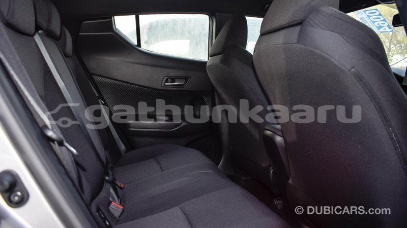 Big with watermark toyota c hr baa import dubai 1579