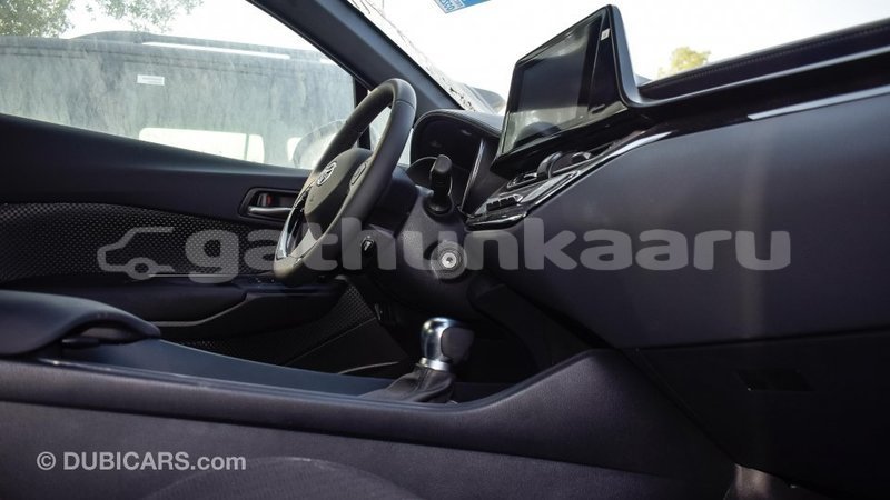 Big with watermark toyota c hr baa import dubai 1579