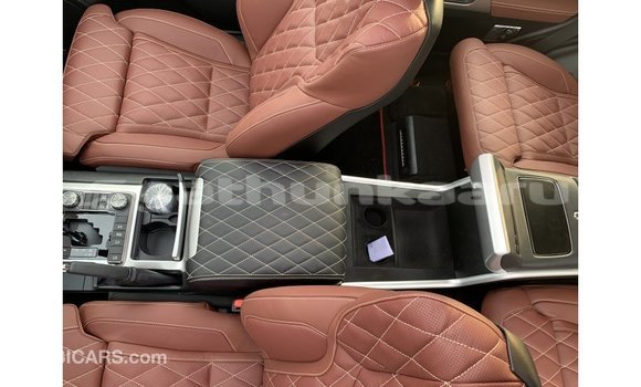 Buy Import Toyota Land Cruiser Black Car in Import - Dubai in Baa Buy Import Toyota Land Cruiser Black Car in Import - Dubai in Baa