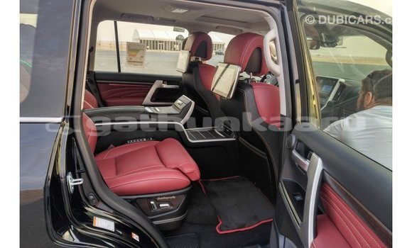 Buy Import Toyota Land Cruiser Black Car in Import - Dubai in Baa Buy Import Toyota Land Cruiser Black Car in Import - Dubai in Baa