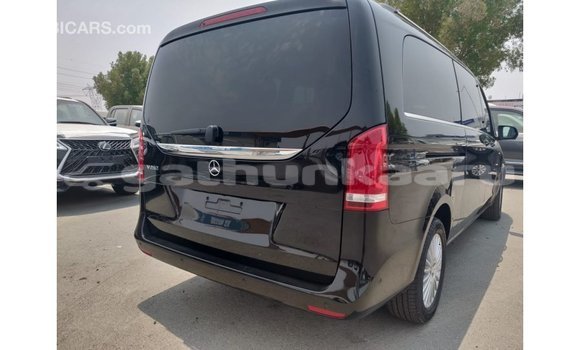 Buy Import Mercedes-Benz 250 Black Car in Import - Dubai in Baa Buy Import Mercedes-Benz 250 Black Car in Import - Dubai in Baa