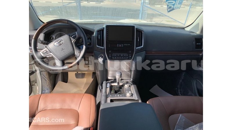 Big with watermark toyota land cruiser baa import dubai 1598