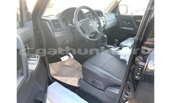 Buy Import Mitsubishi Pajero Black Car in Import - Dubai in Baa Buy Import Mitsubishi Pajero Black Car in Import - Dubai in Baa