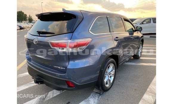 Buy Import Toyota Highlander Blue Car in Import - Dubai in Baa Buy Import Toyota Highlander Blue Car in Import - Dubai in Baa