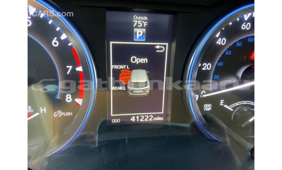 Buy Import Toyota Highlander Green Car in Import - Dubai in Baa Buy Import Toyota Highlander Green Car in Import - Dubai in Baa