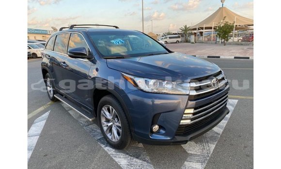 Buy Import Toyota Highlander Blue Car in Import - Dubai in Baa Buy Import Toyota Highlander Blue Car in Import - Dubai in Baa
