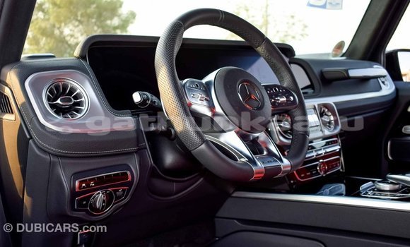Buy Import Mercedes-Benz 190 Black Car in Import - Dubai in Baa Buy Import Mercedes-Benz 190 Black Car in Import - Dubai in Baa