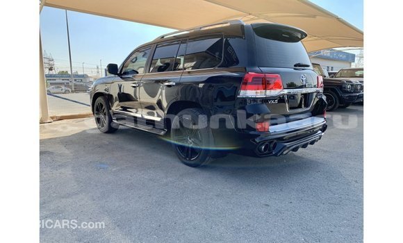 Buy Import Toyota Land Cruiser Black Car in Import - Dubai in Baa Buy Import Toyota Land Cruiser Black Car in Import - Dubai in Baa