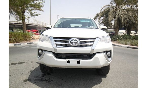 Buy Import Toyota Fortuner White Car in Import - Dubai in Baa Buy Import Toyota Fortuner White Car in Import - Dubai in Baa