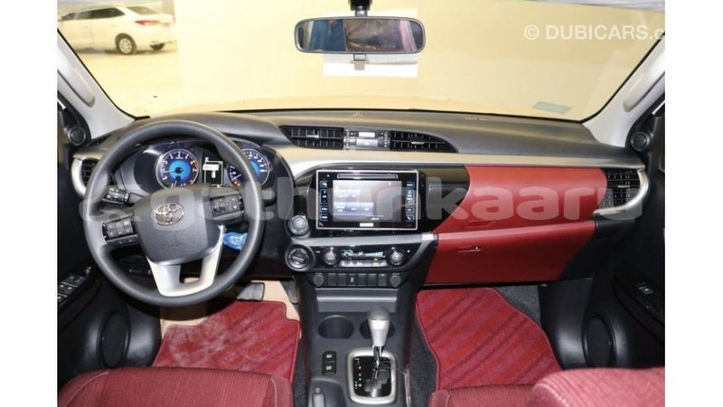Big with watermark toyota hilux baa import dubai 1643