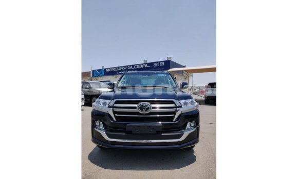 Buy Import Toyota Land Cruiser Red Car in Import - Dubai in Baa Buy Import Toyota Land Cruiser Red Car in Import - Dubai in Baa