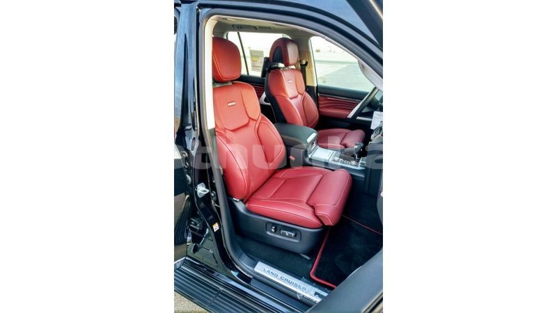 Big with watermark toyota land cruiser baa import dubai 1662